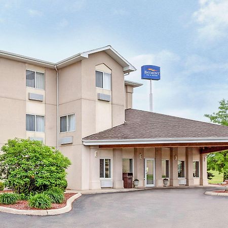 Baymont By Wyndham Howell/Brighton Bagian luar foto